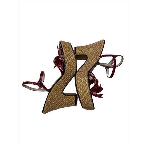 Biviel Leather Wicker Strappy Flower Block Heels - Picture 2 of 6